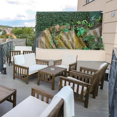 Soko In Aparthotel 4*