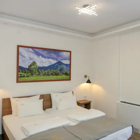 Soko In Aparthotel 4*